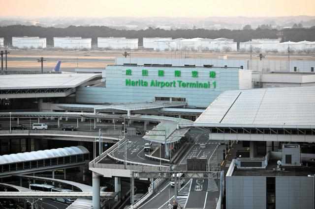 成田空港の滑走路新増設、用地の強制収用を検討　29年供用は延期へ（朝日新聞）